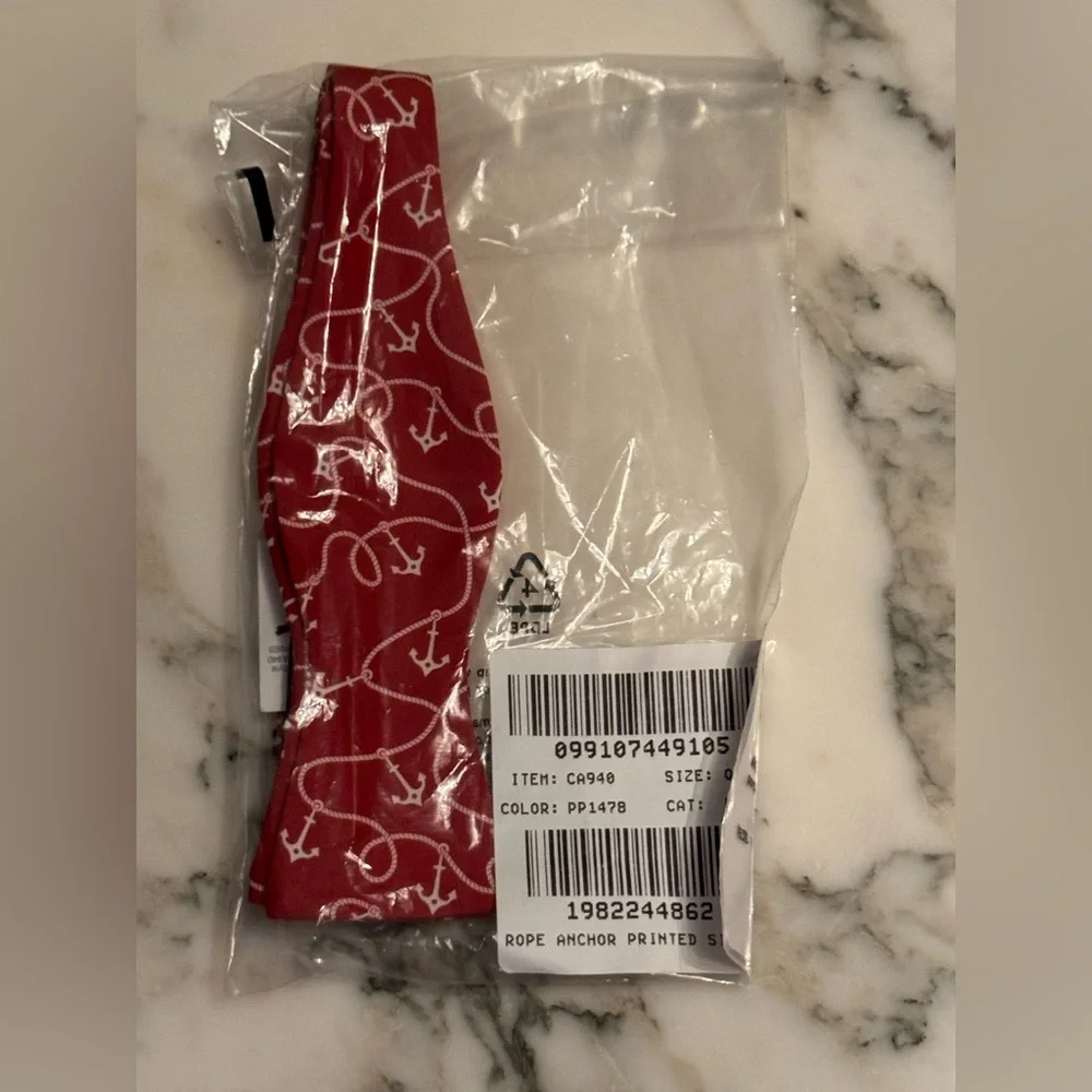NWT J. Crew Red Silk Men’s Bow Tie in Anchor Print